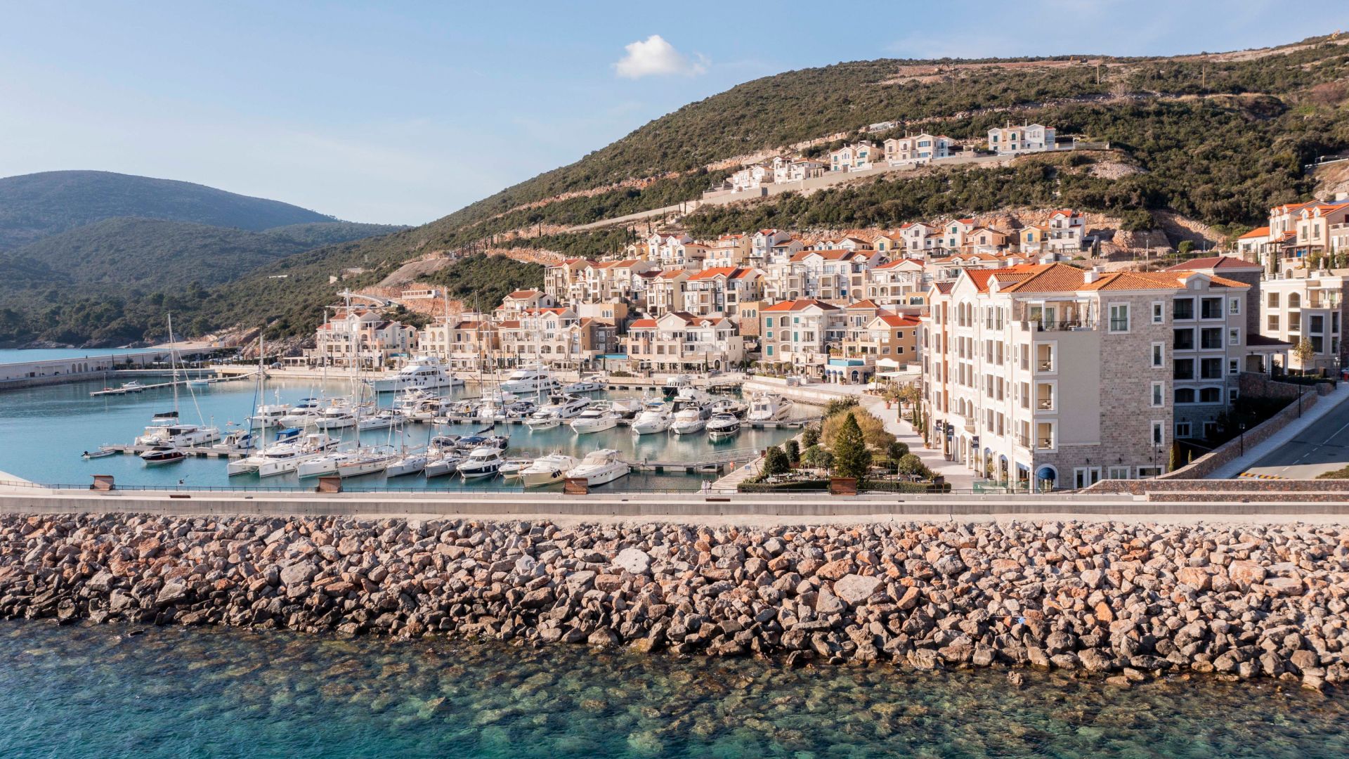 Lustica bay (Chedi) | CAP CAMARAT 6.5 CC